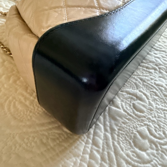 Chanel Beige Quilted Women's Bag/backpack - Picture 3 of 5